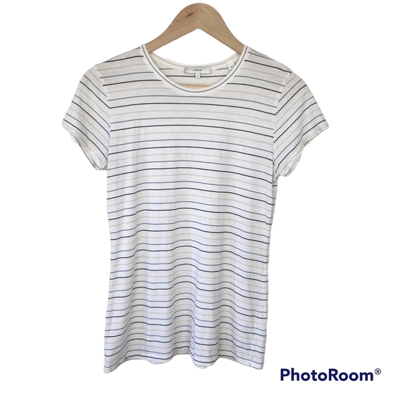 Vince Tops - Vince White Blue Pin Stripe Pima Cotton Soft T Shirt Top Sz M
